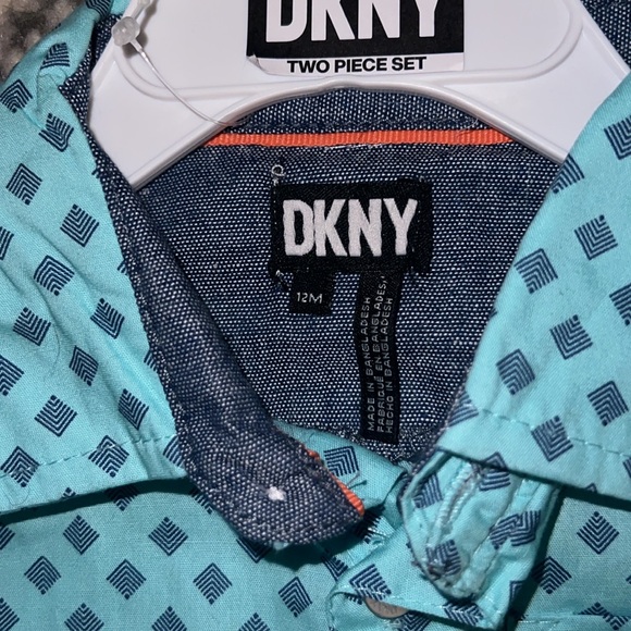 12-18 Month DKNY 2 Piece Set - Picture 5 of 6
